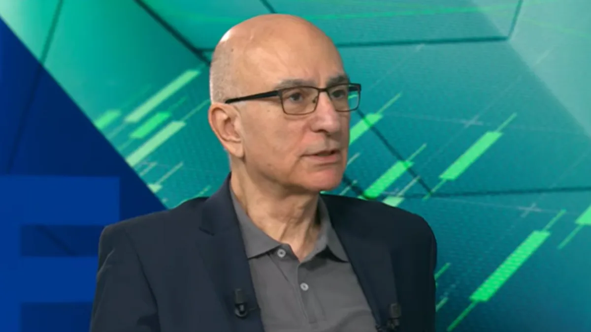 TL Mevduatı mı Dolar mı? Mahfi Eğilmez Açıklıyor