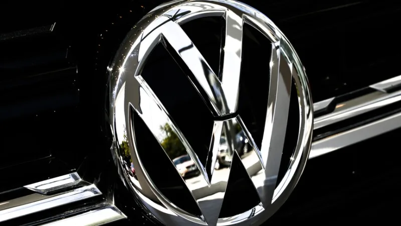 Volkswagen'in tasarruf hamleleri, Almanya'daki otomotiv sektörü için tehlike sinyali veriyor