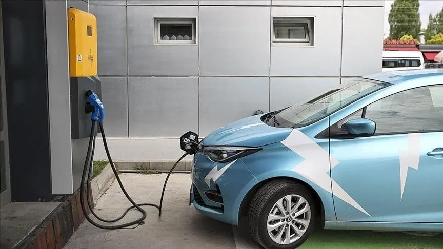 Çin'de elektrikli araç satışları, vergi teşviklerinin azalmasıyla düştü