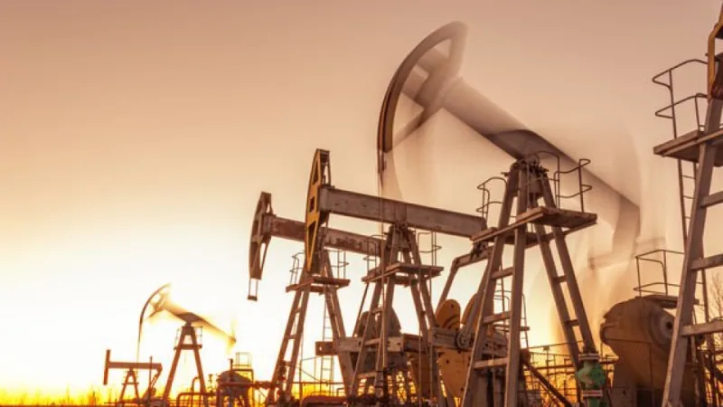 Petrol Fiyatları, ABD ve İran Arasındaki Gerilimle Yükselişe Geçti