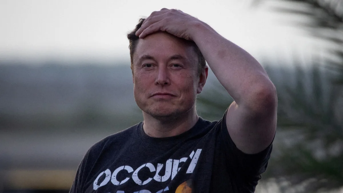 Elon Musk'ın serveti bir haftada 130 milyar dolar azaldı