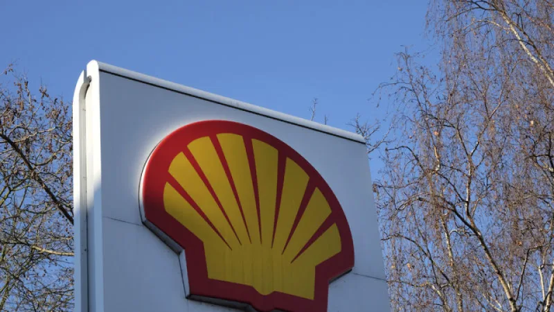 Shell, savaşın etkisiyle petrol ve gaz gelirlerini artırdı