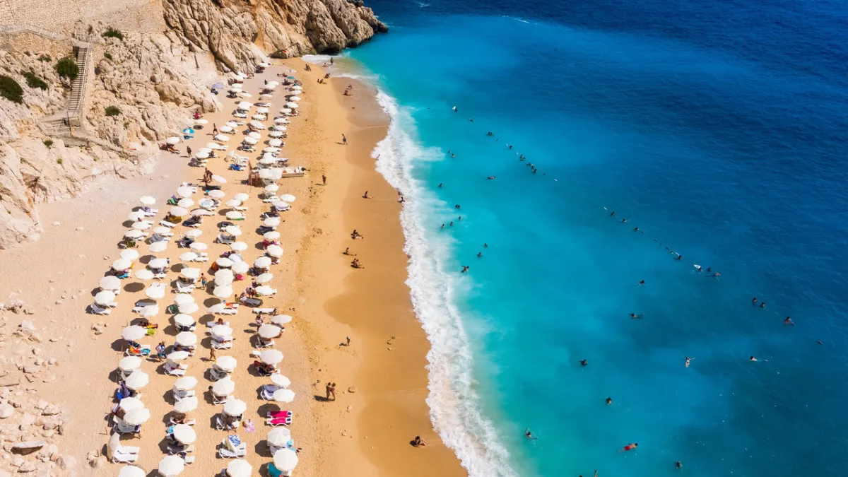 Türkiye'nin turizm geliri ikinci çeyrekte düştü! Ziyaretçi sayısı azaldı