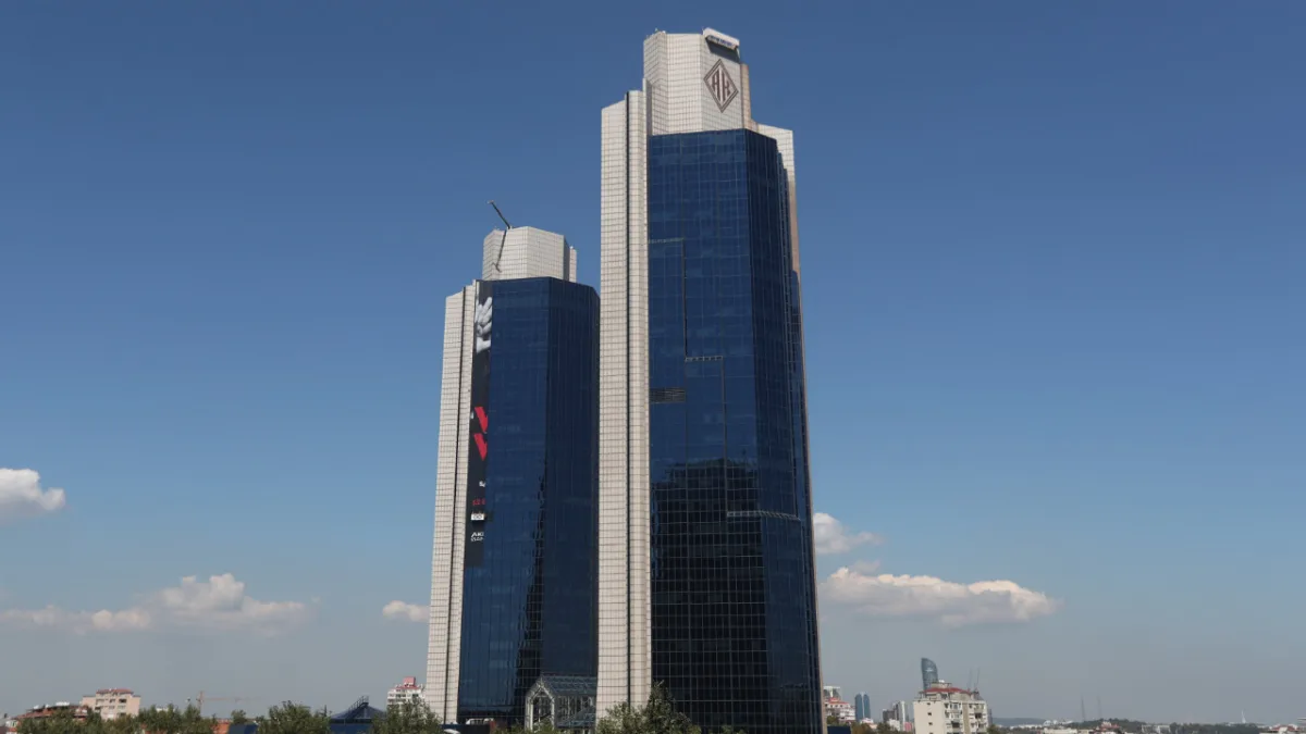 Akbank, 2026'nın ilk yarısında 34,3 milyar TL net kâr açıkladı