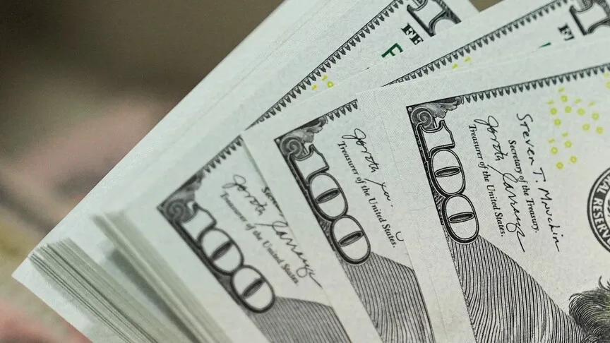 Dolar Endeksi, İlk Yarısında Güçlü Performans Gösterdi