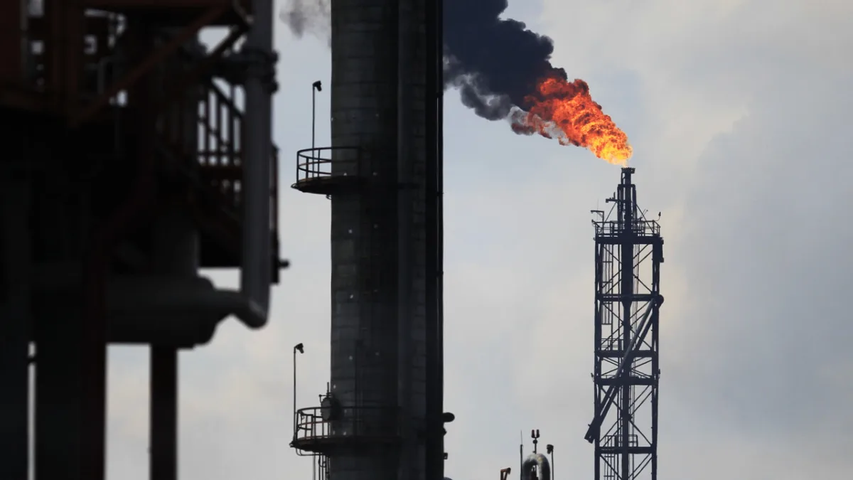 Doğalgaz fiyatları sert düştü, arz endişeleri azaldı