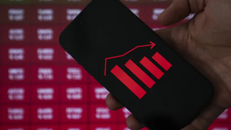 Kripto Para Piyasası İlk Yarısında 1 Trilyon Dolar Değer Kaybetti