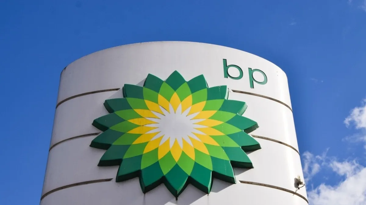 BP ve ConocoPhillips Irak'a büyük enerji yatırımları yapacak