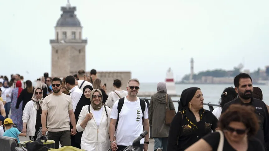 Türkiye'nin turizm gelirindeki düşüş dikkat çekiyor