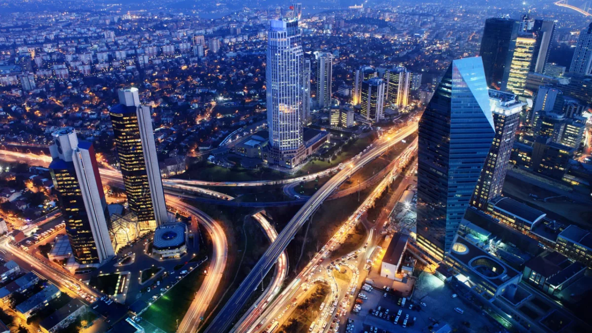 Fitch ve Moody's Türkiye'nin kredi notunu açıklamak üzere