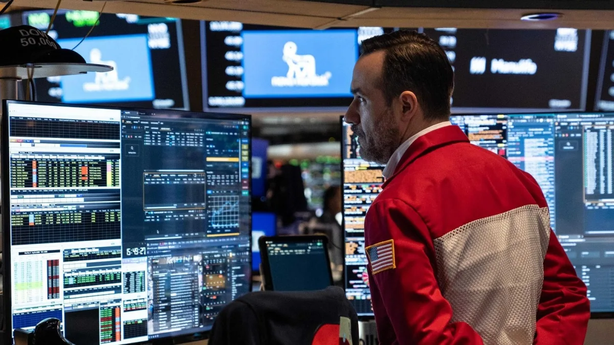 Fed'in faiz kararı sonrası Dow Jones tarihinin en kötü gününü geçirdi