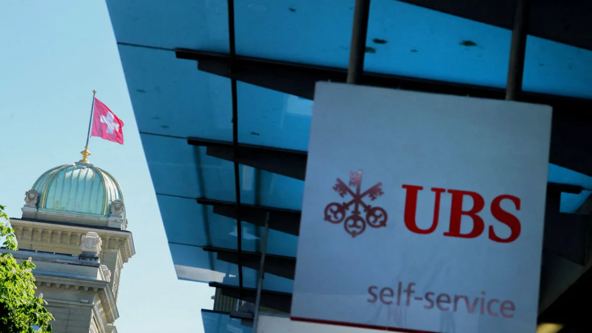 UBS'in ikinci çeyrek kârı piyasa tahminlerini geride bıraktı