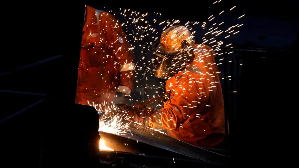 İngiltere, British Steel'ı kamulaştırarak çelik sektörünü koruyor