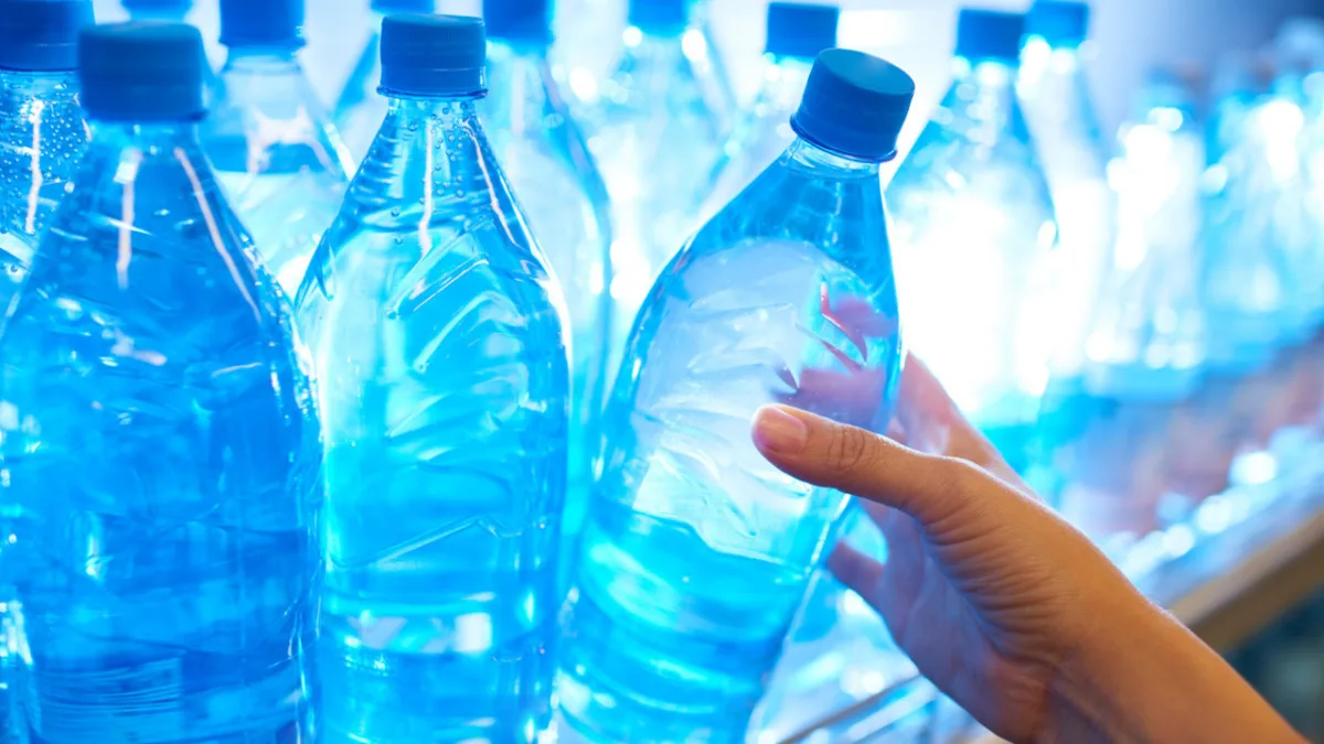 Nestle, su iş kolunun yarısını Platinum Equity'ye sattı