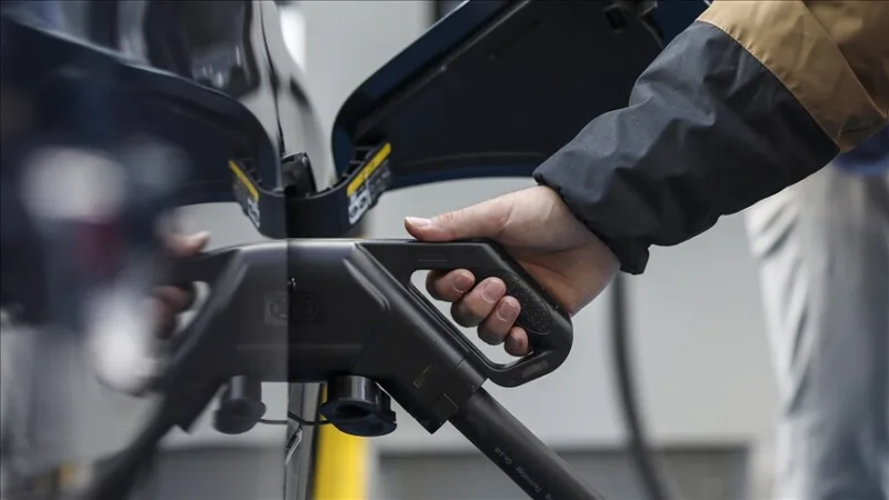 Petrol Fiyatlarının Artışı Enerji Şirketlerini Destekliyor