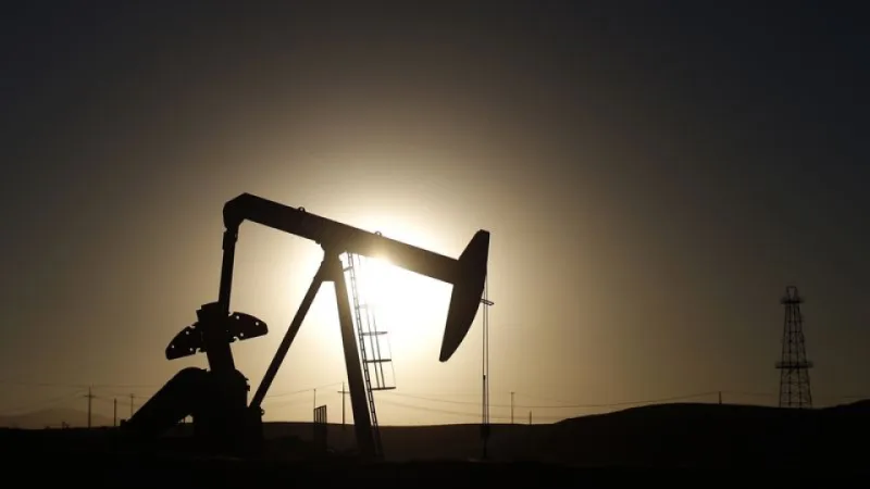 Suudi Arabistan'dan petrol fiyatlarında tarihi indirim